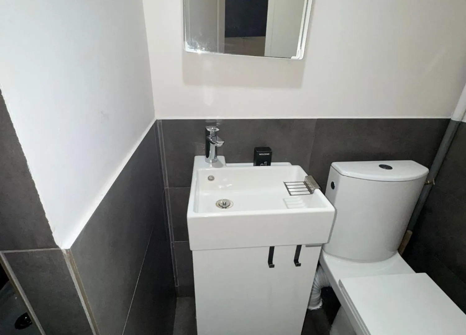 Cosy Air-Conditioned Studio Terrace Lyon Apartment